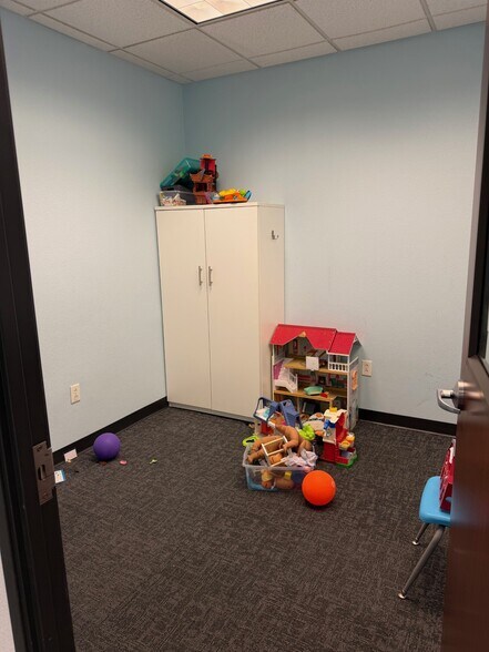 More Photos Of 4040 McDermott Rd, Plano Medical For Lease