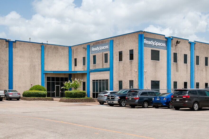 More Photos Of 5301 Polk St, Houston Warehouse For Lease