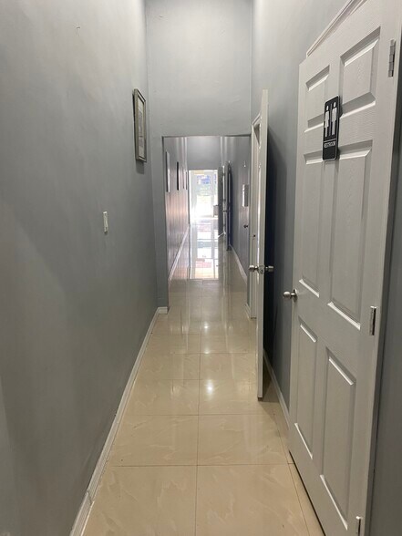 More Photos Of 112-120 S 20th Ave, Hollywood Restaurant For Lease