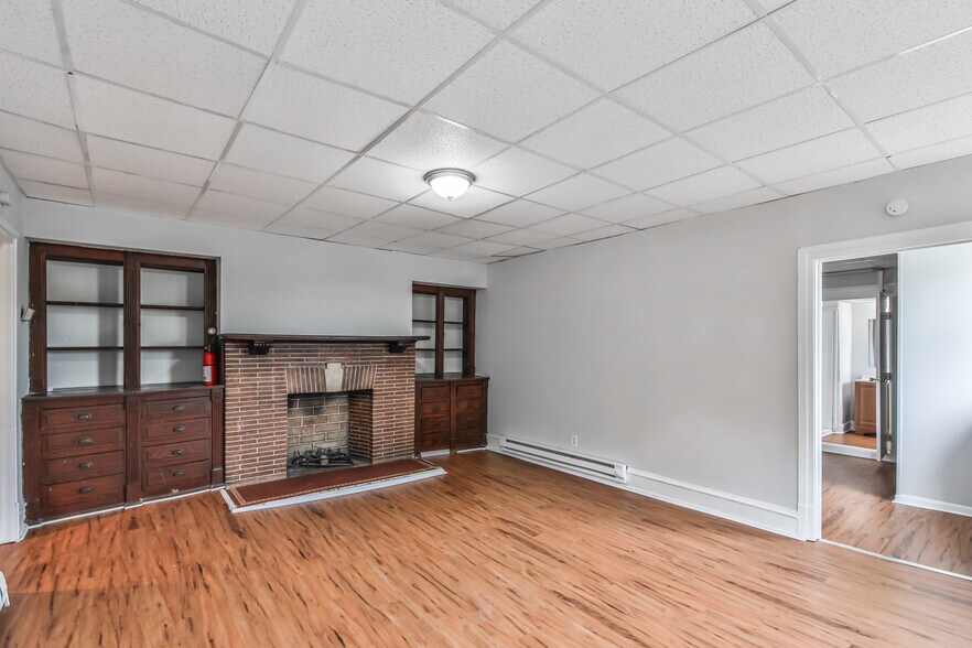 More Photos Of 403 Washington Ave, Sellersville Apartments For Sale