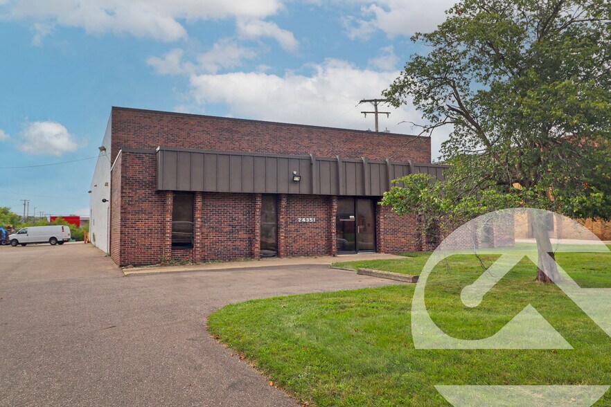 Primary Photo Of 24351 Indoplex Cir, Farmington Hills Manufacturing For Sale