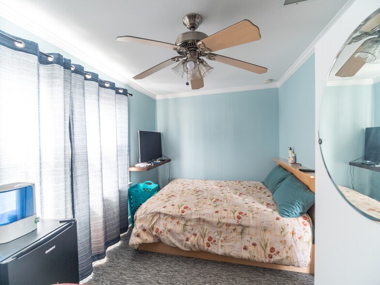 More Photos Of 121 Regent St, Port Chester Funeral Home For Sale