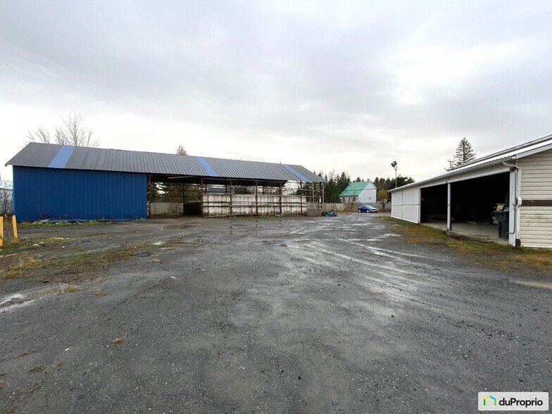 More Photos Of 30 Rte 122, Sainte-clotilde-de-horton Industrial For Sale