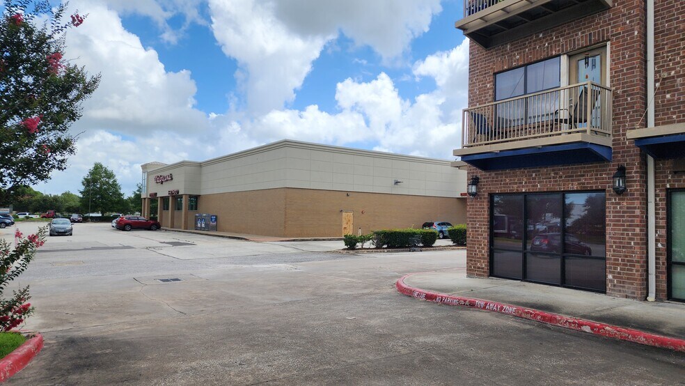 More Photos Of 12221 S Kirkwood Rd, Stafford Apartments For Lease