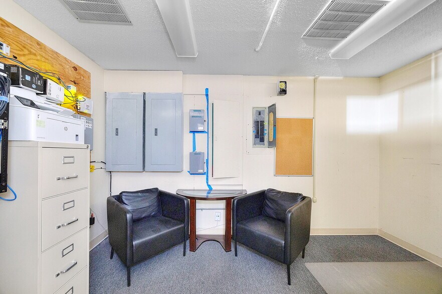 More Photos Of 8600 Daniel Dunkin Commercial Blvd, Pevely General Retail For Sale