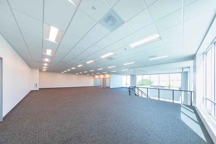 More Photos Of 212 N Smith Ave, Corona Distribution For Sale