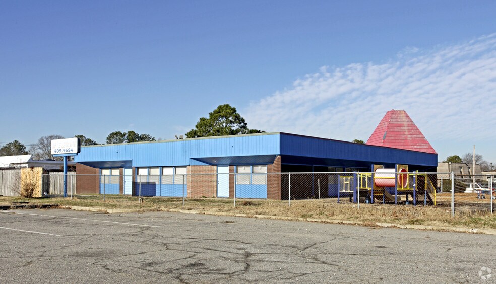 More Photos Of 5691 Hampshire Ln, Virginia Beach Daycare Center For Sale