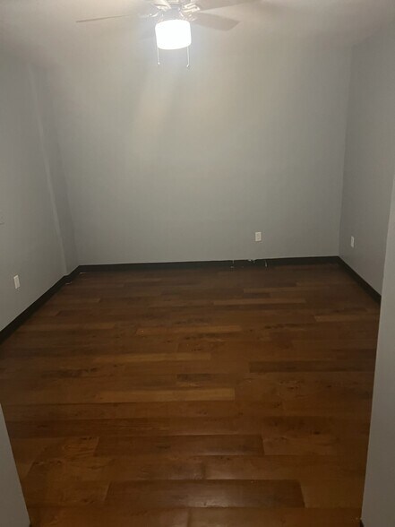 More Photos Of 14606 Sheraton St, Houston Warehouse For Lease