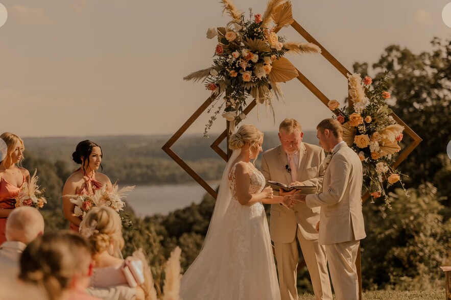 More Photos Of 2385 Pikes Ridge Rd, Columbia Specialty For Sale