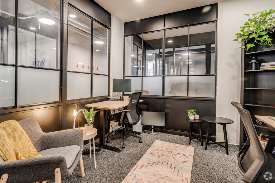 More Photos Of 2101 Pearl St, Boulder Coworking Space