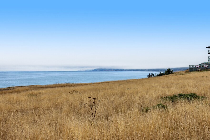More Photos Of 129 Lower Pacific Dr, Whitethorn General Retail For Sale