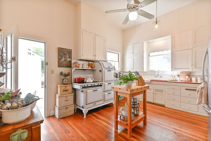 More Photos Of 68 Church Hill Rd, San Andreas Flex For Sale