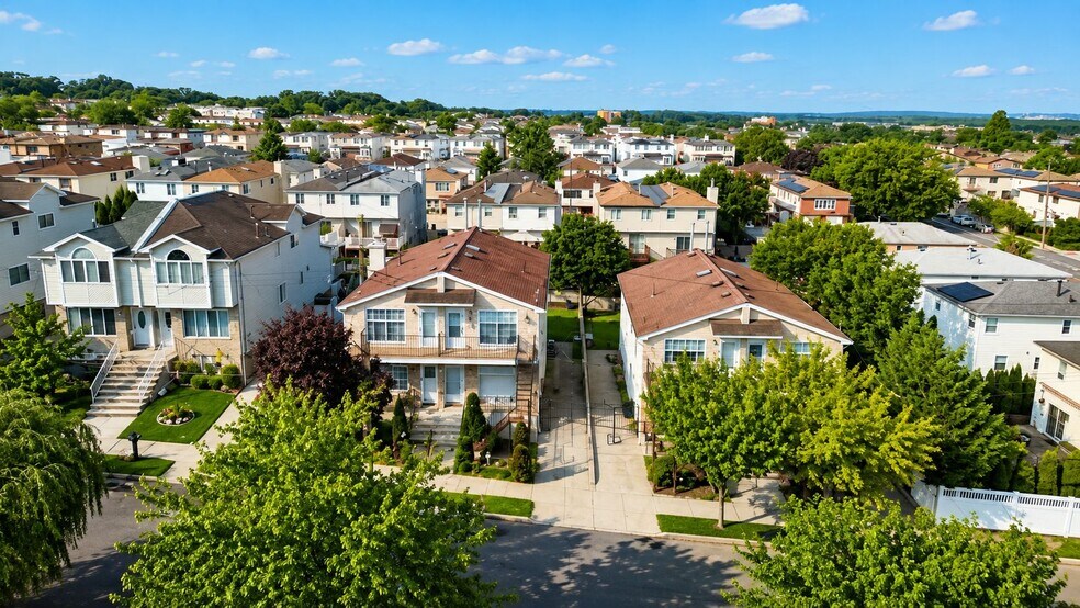 More Photos Of , Staten Island Multifamily For Sale