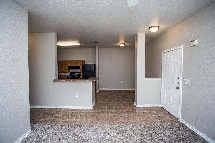 More Photos Of 2627 Oak Dr, Lubbock Apartments For Sale
