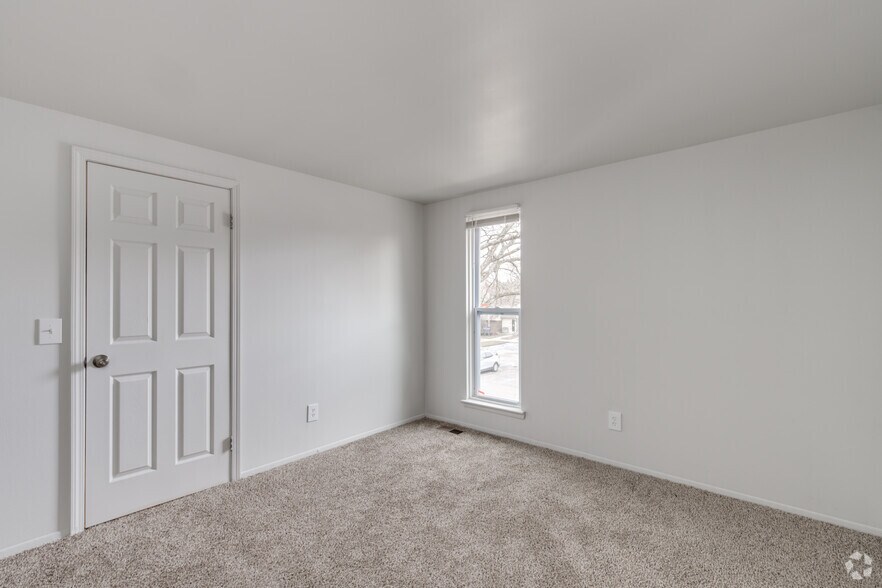 More Photos Of 5238 Dunn Hill Dr, Grand Blanc Apartments For Sale