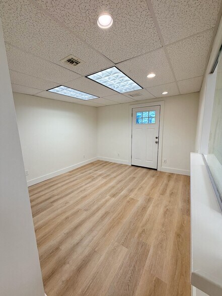 More Photos Of 356 US-202 Rt, Somers Town Office For Lease