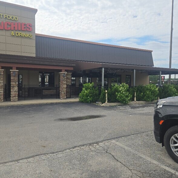 More Photos Of 2045 Brice Rd, Reynoldsburg Restaurant For Lease