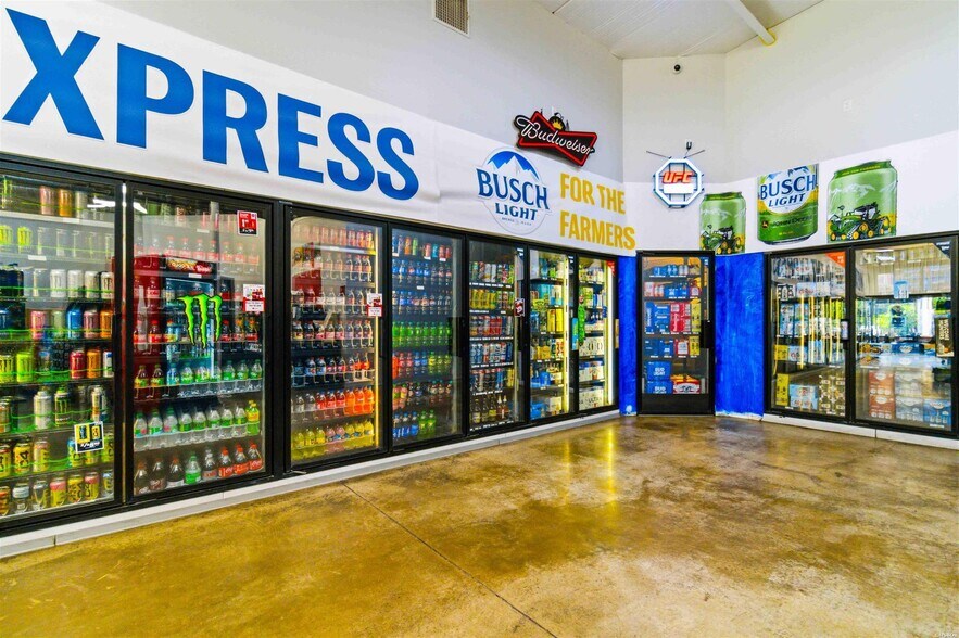 More Photos Of 1190 S Highway 59, Decatur Convenience Store For Sale