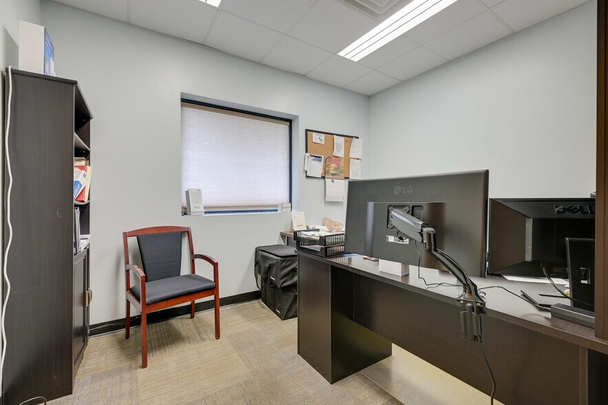 More Photos Of 700 Taylor Ave, Columbus Light Distribution For Sale