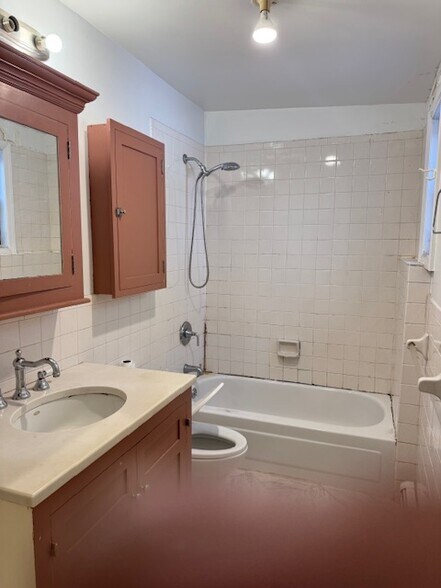 More Photos Of 35-34 31st St, Astoria Storefront Retail Residential For Sale