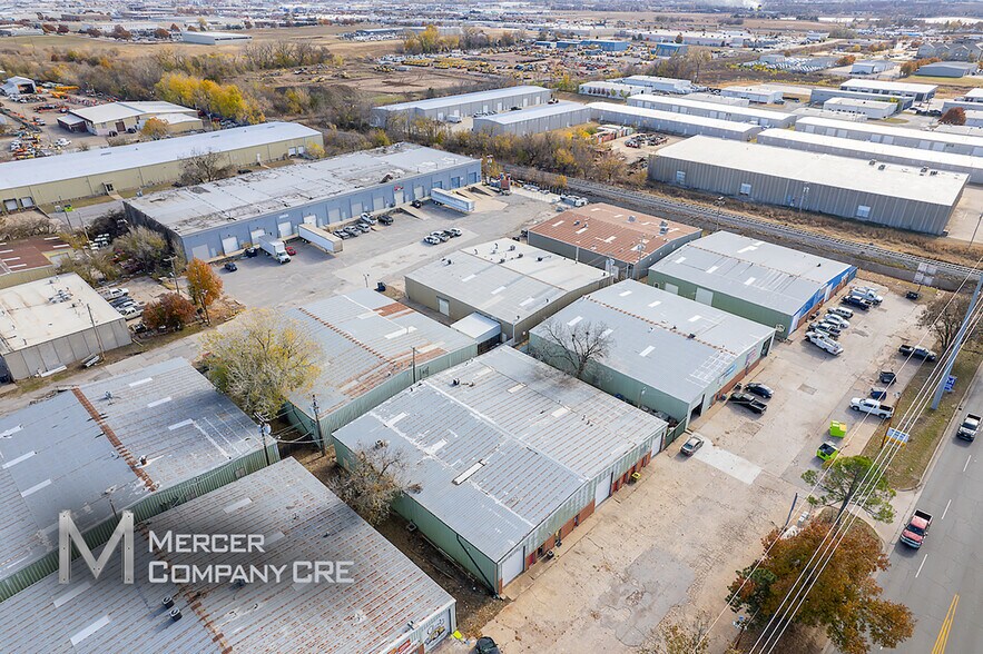 More Photos Of 440-460 N Rockwell Ave, Oklahoma City Unknown For Lease