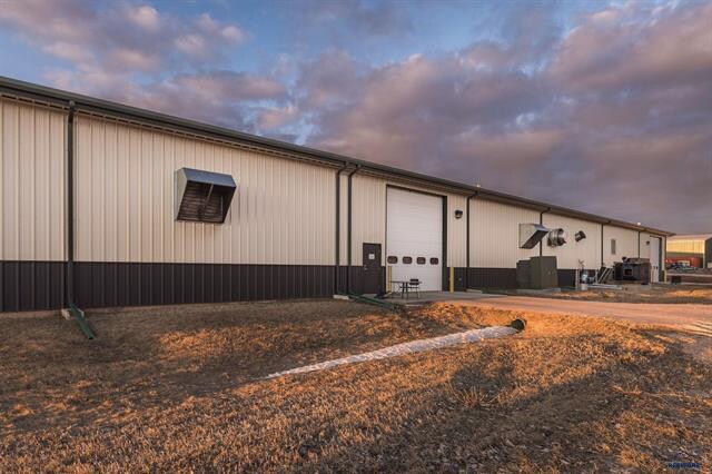 More Photos Of 1151 Industry Rd, Sturgis Manufacturing For Lease