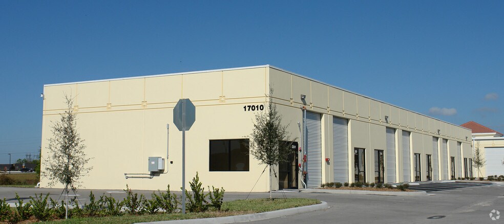 More Photos Of 17010 Alico Commerce Ct, Fort Myers Warehouse For Lease