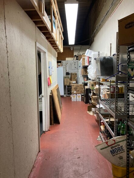 More Photos Of 37 S Broad St, Pawcatuck Storefront For Lease