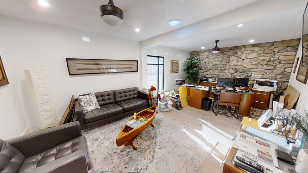 More Photos Of 4220 N Brown Ave, Scottsdale Office For Sale