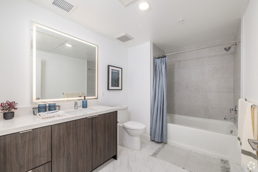 More Photos Of 800-808 S Western Ave, Los Angeles Multifamily For Sale