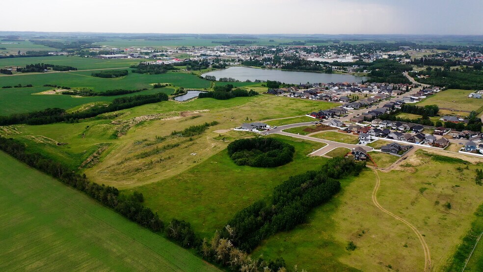 More Photos Of 6740 Cedar Way, Innisfail Land For Sale