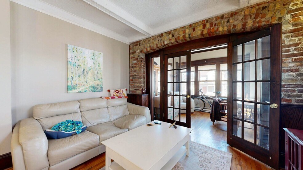 More Photos Of 604 Holly Ave, Saint Paul Apartments For Sale