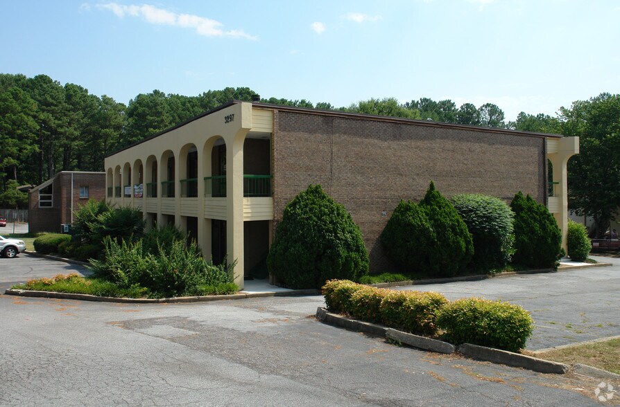 More Photos Of 3297 Northcrest Rd, Atlanta Office For Lease