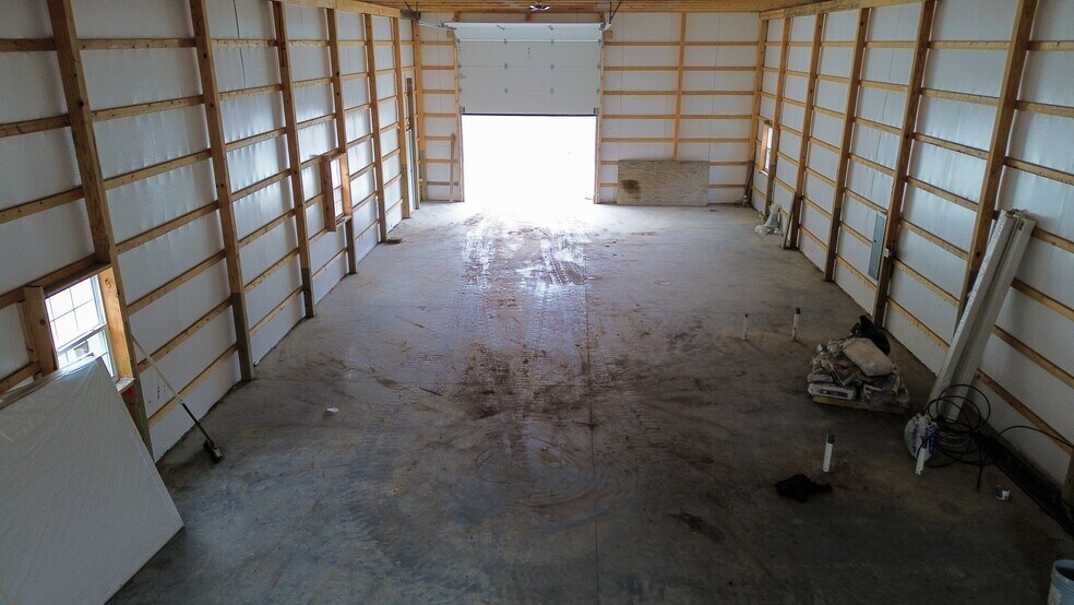 More Photos Of 469 Mason Dixon Hwy, Morgantown Distribution For Lease