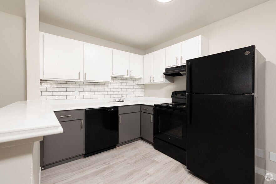 1330 Potter Dr, Colorado Springs, CO 80909 Apartments For Sale