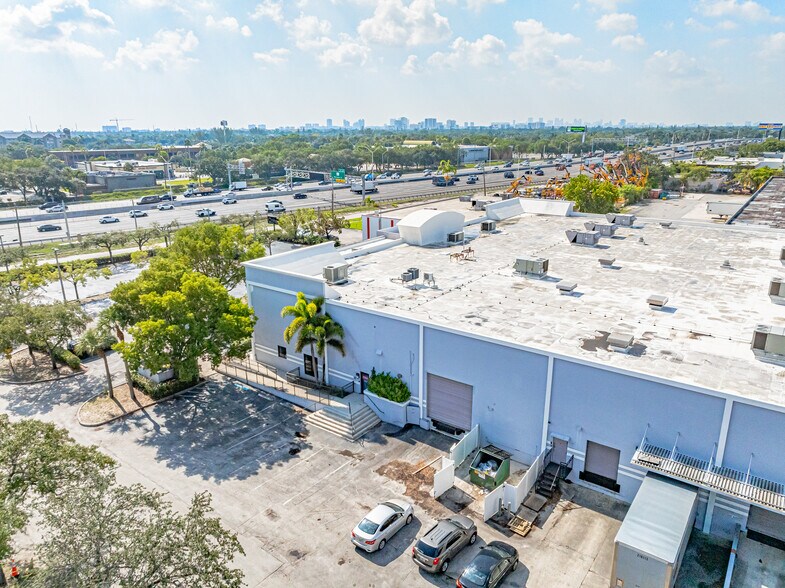 More Photos Of 2850 Greene St, Hollywood Light Manufacturing For Lease
