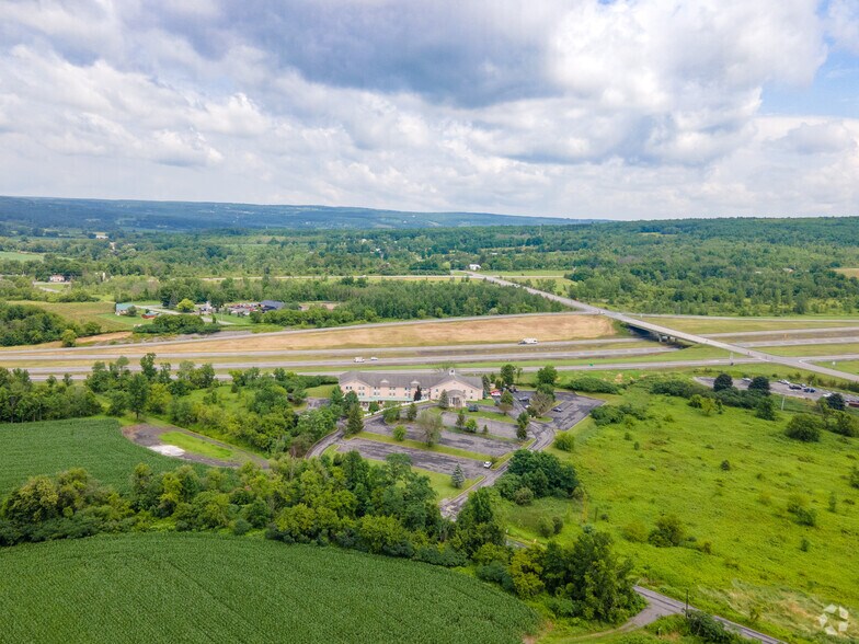 More Photos Of 160 Holiday Way, Schoharie Hotel For Sale