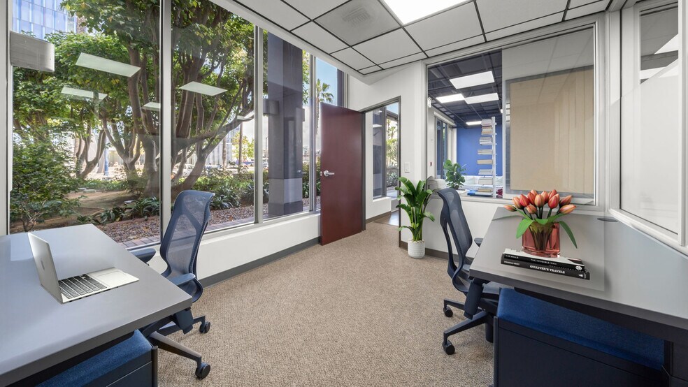 More Photos Of 400 W Ocean Blvd, Long Beach Apartments For Lease