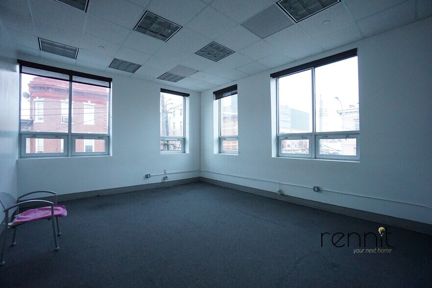 More Photos Of 400 Liberty Ave, Brooklyn Warehouse For Lease