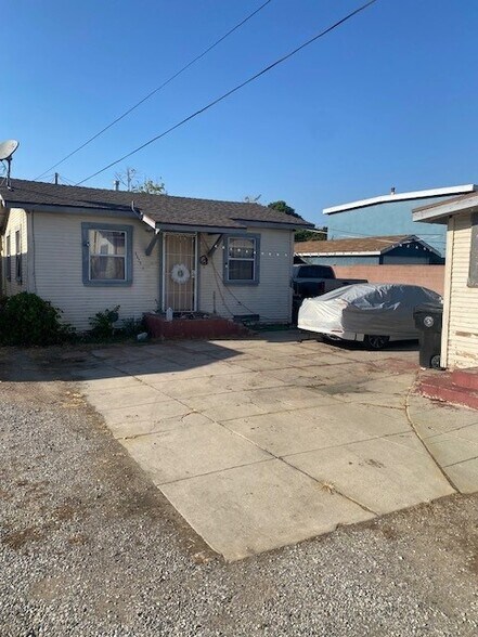 More Photos Of 6929-6933 Pine Ave, Bell Apartments For Sale