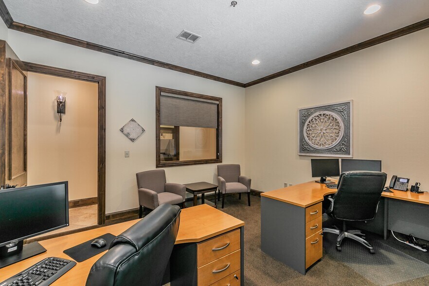 More Photos Of 4508 Colleyville Blvd, Colleyville Office Residential For Lease