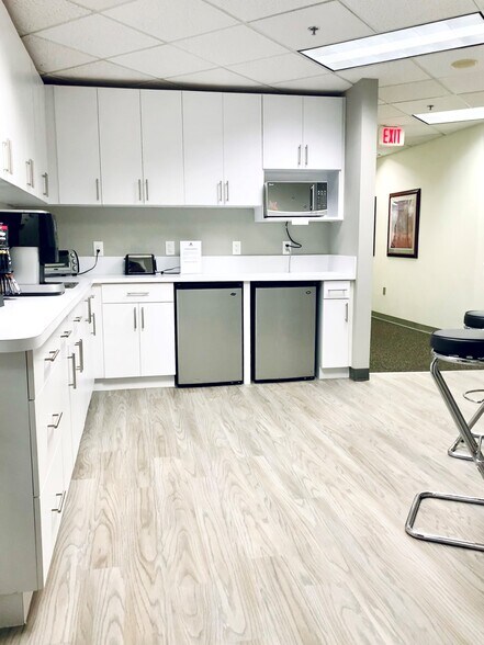 More Photos Of 9050 Pines Blvd, Pembroke Pines Coworking Space