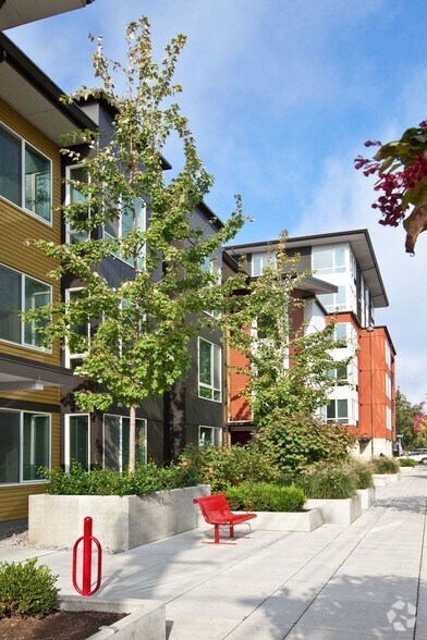More Photos Of 3850 N Mississippi Ave, Portland Apartments For Lease