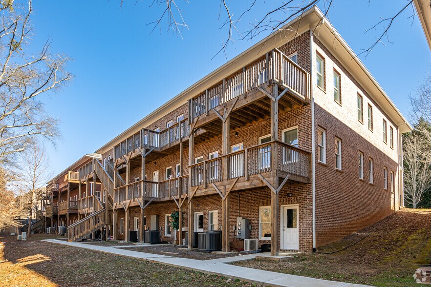 More Photos Of 11700 Atlantis Pl, Alpharetta Office For Lease