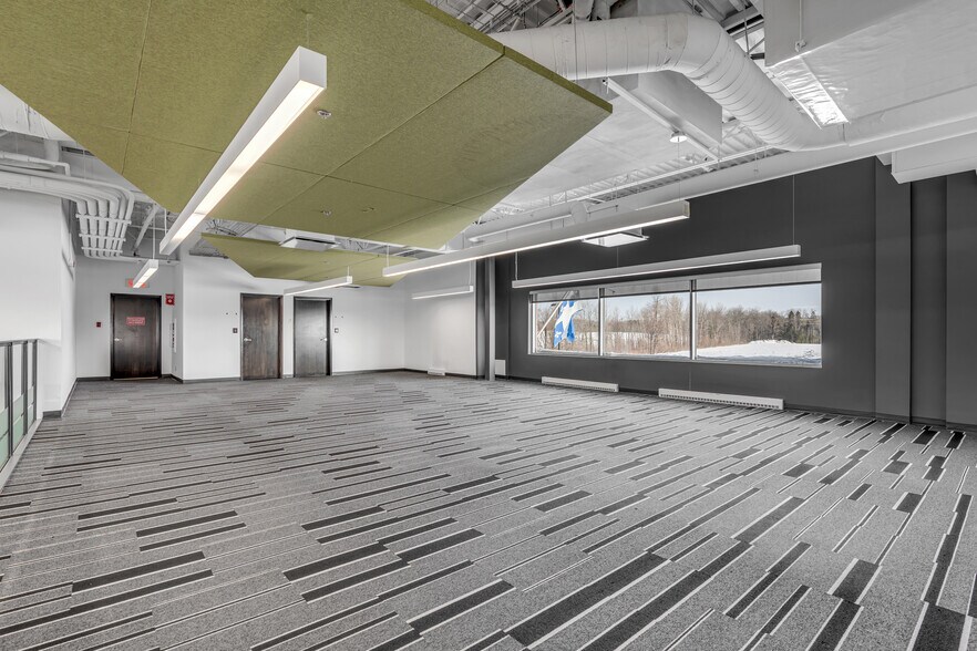 More Photos Of 6125 Boul Wilfrid-Carrier, Lévis Office For Lease