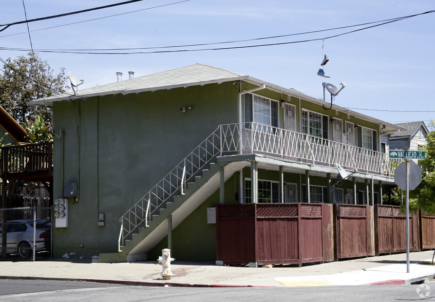 Primary Photo Of 1220 62nd St, Emeryville Apartments For Sale