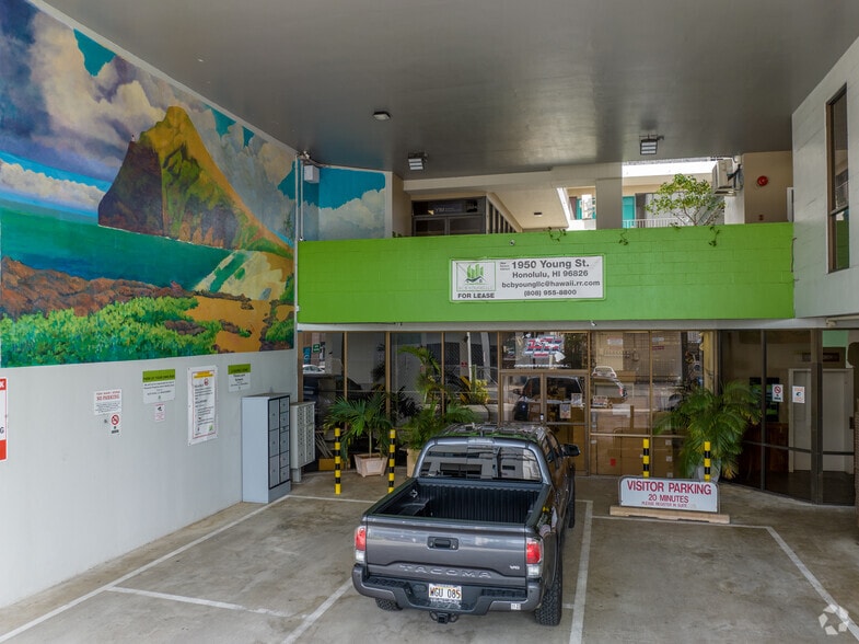 More Photos Of 1950 Young St, Honolulu Office For Lease
