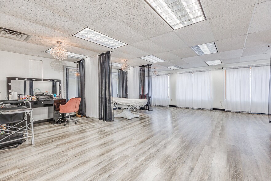 More Photos Of 831 Michigan Ave, Sheboygan Skilled Nursing Facility For Sale