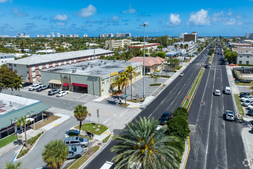 More Photos Of 2501 E Commercial Blvd, Fort Lauderdale Medical For Lease