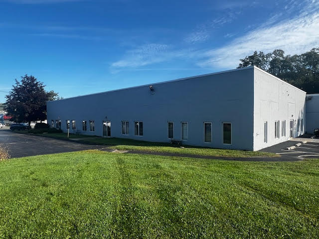 More Photos Of 270 Lake St, Penn Yan Office For Sale